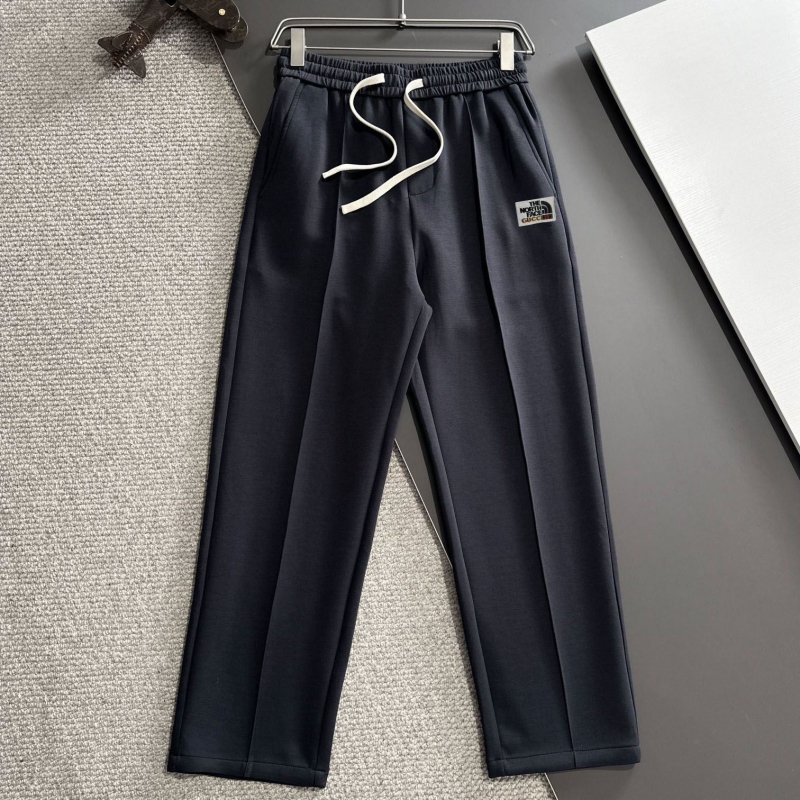 G*u*i pants